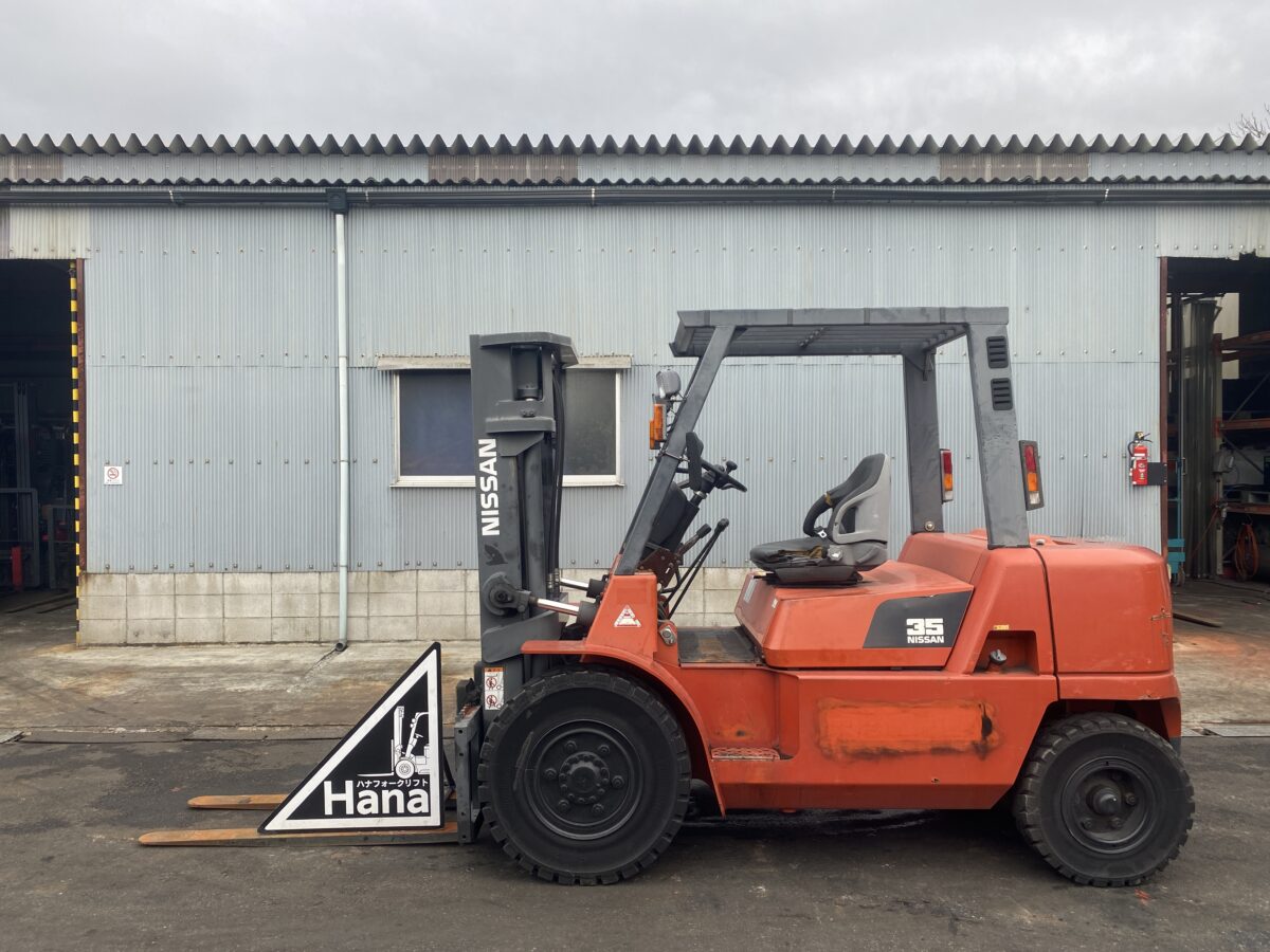 11001 NISSAN F04D35D | フォークリフトの中古車販売 | ハナ 