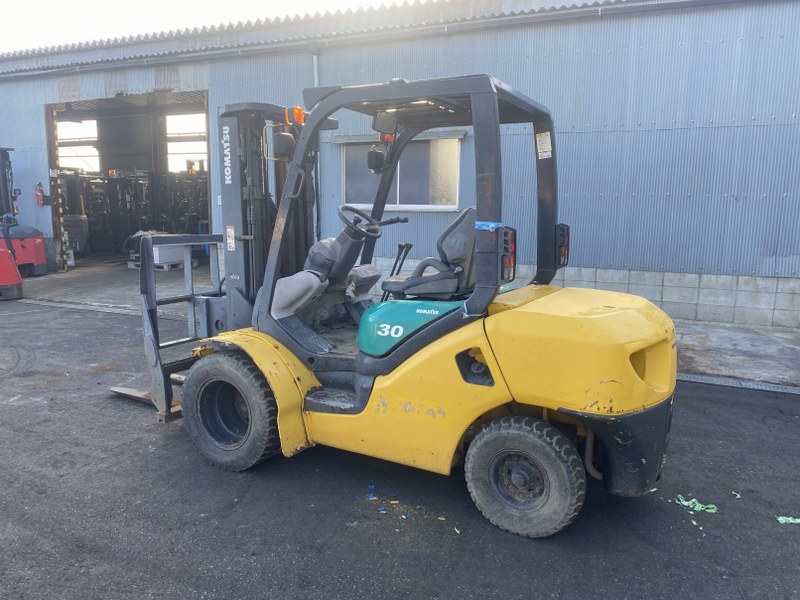 11694 KOMATSU FD30C-15 | フォークリフトの中古車販売 | ハナ