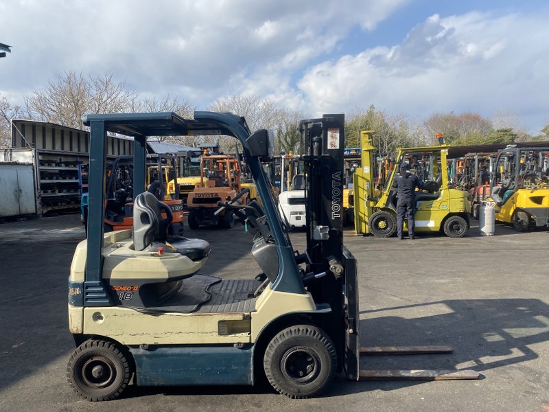 12317 TOYOTA 7FBL18 | フォークリフトの中古車販売 | ハナ
