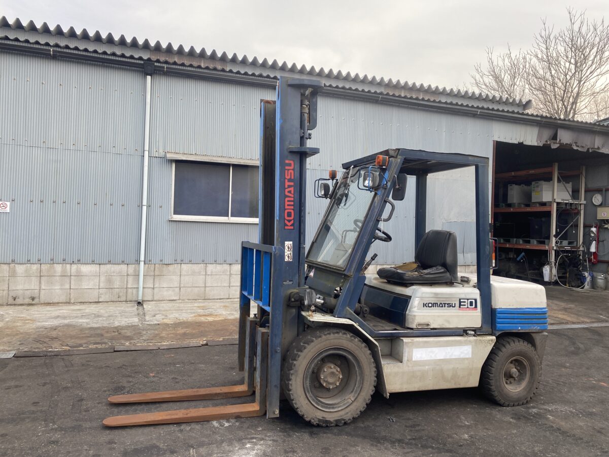 12413 KOMATSU FD30H-11 | フォークリフトの中古車販売 | ハナ