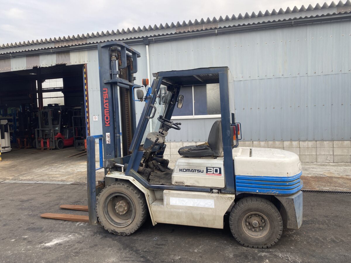 12413 KOMATSU FD30H-11 | フォークリフトの中古車販売 | ハナ