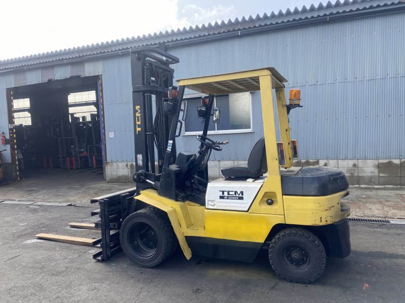 12693 TCM FD25Z3 | フォークリフトの中古車販売 | ハナフォークリフト