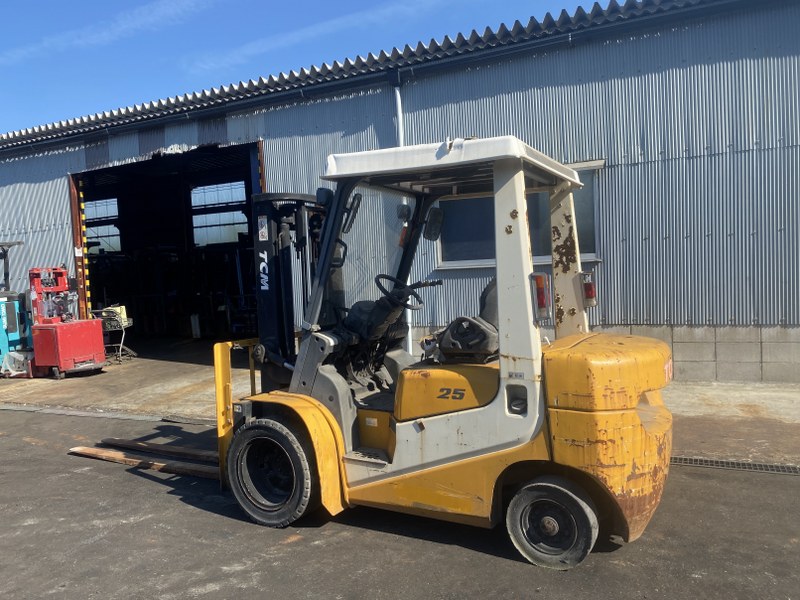 12991 TCM FD25T7 | フォークリフトの中古車販売 | ハナ