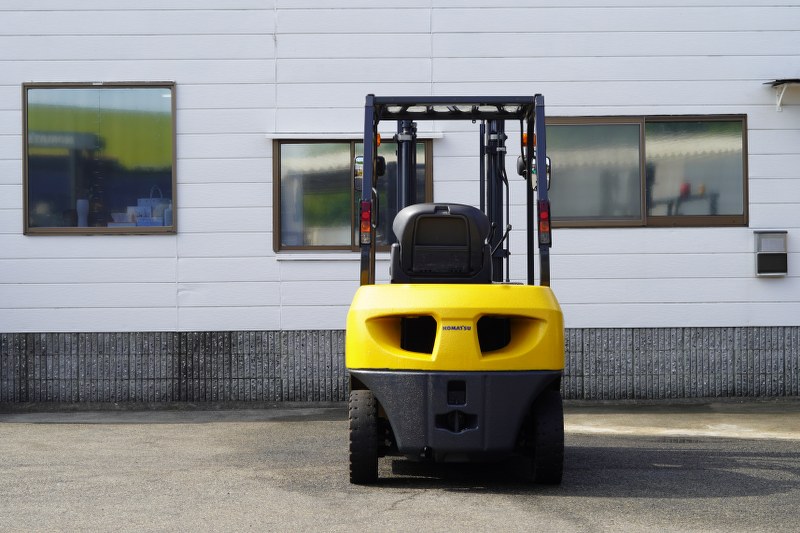 13396 KOMATSU FD25T-17 | フォークリフトの中古車販売 | ハナ
