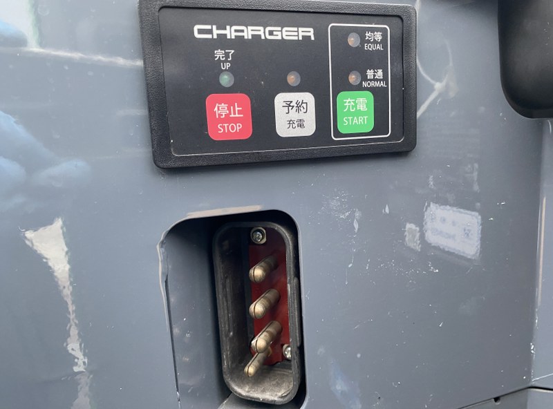 トヨタ バッテリー フオークリフト8FBR13　2020年15895h(A241 17753 TOYOTA 8FBR13 | フォークリフトの中古車販売 | ハナ